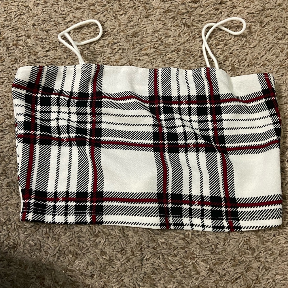 SHEIN Plaid Crop Top